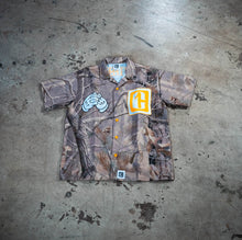 Load image into Gallery viewer, CAMO CHOSEN BUTTON - UP
